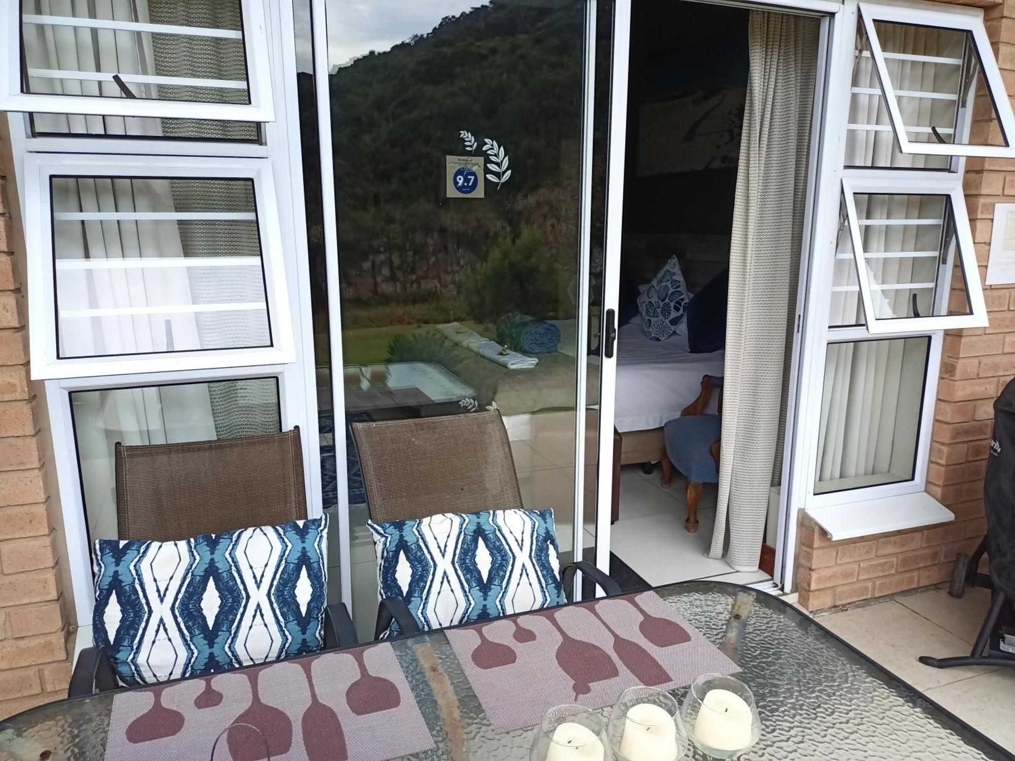 Mackenzies Accommodation 이스트런던 외부 사진